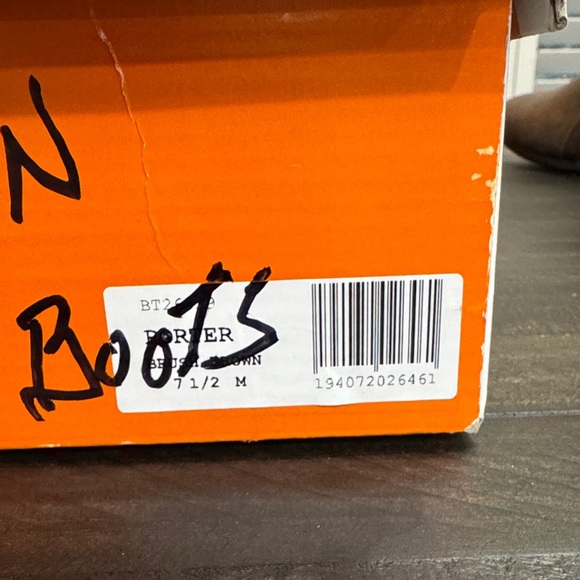 BareTraps Women's Dark Brown Ankle Booties NWT - Picture 8 of 8